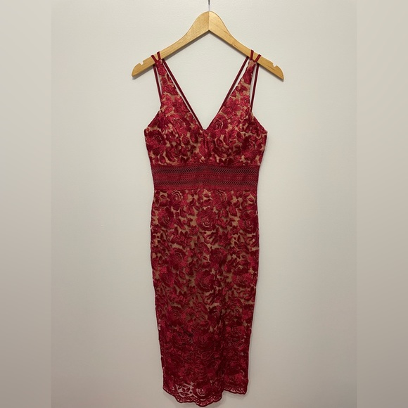 XScape Formal Red Lace Dress - Picture 1 of 7